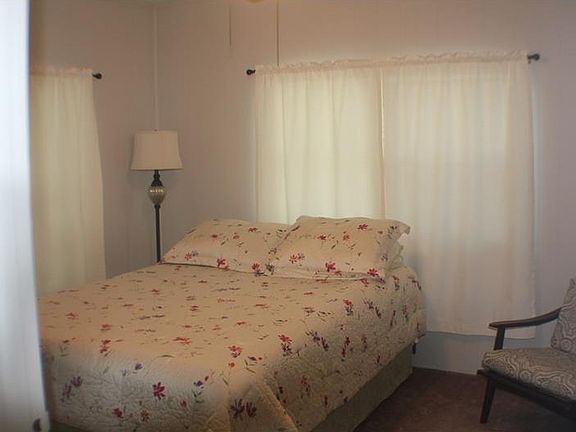 4th image of 2032 Thelma Dr