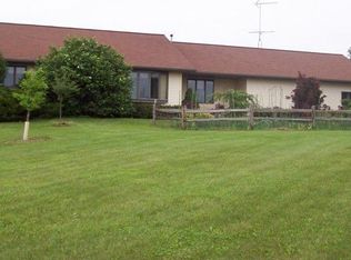 E3896 Douglas Rd, La Valle, WI 53941