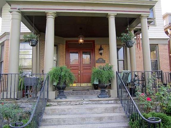 2nd image of 90 N Hamilton Park