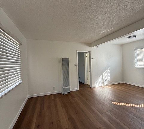 3rd image of 8319 S Western Ave APT 3
