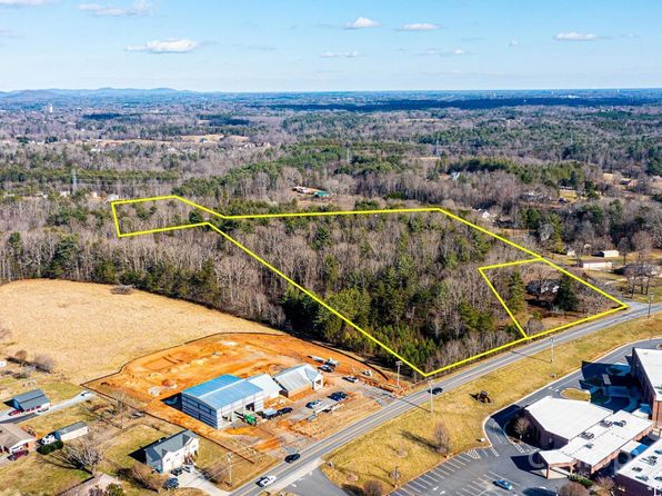 1396 Cottage Grove Rd, Lenoir, NC 28645