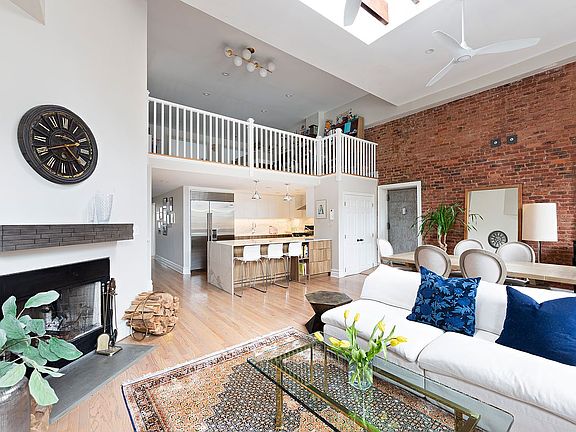 3rd image of 51 Warren St APT 5E