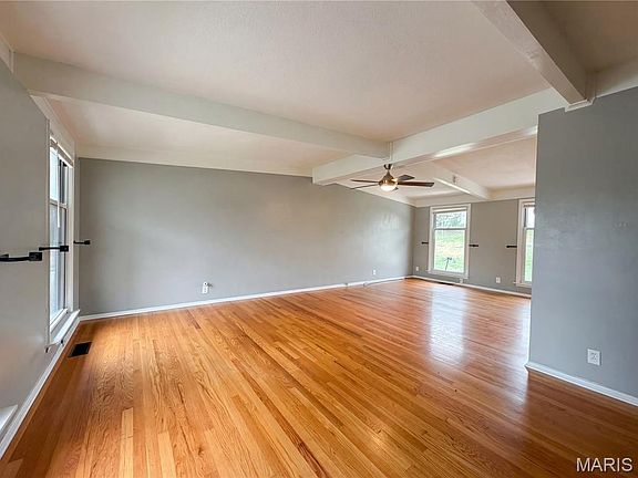 3rd image of 510 Wicklow Dr