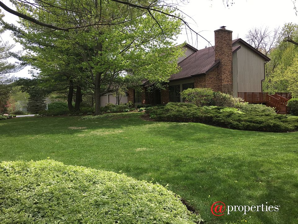 1st image of 21695 W Hidden Valley Dr