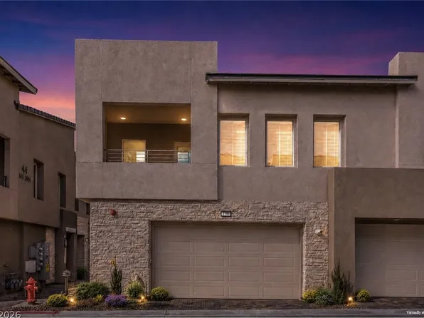 600 N Carriage Hill Dr #2151, Las Vegas, NV 89138