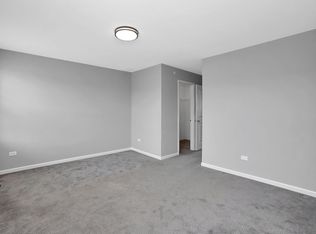 4336 Monroe Ave #4336, Naperville, IL 60564