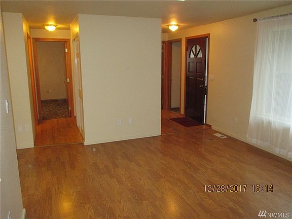 3rd image of 12305 109th Avenue Ct E