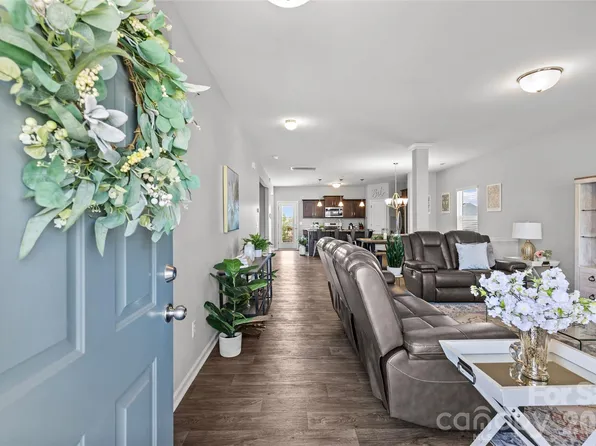 1062 River Haven Ave, Concord, NC 28025