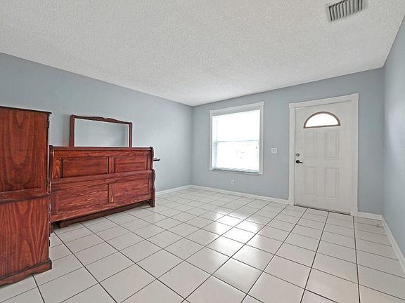 4th image of 5210 Cannon Way