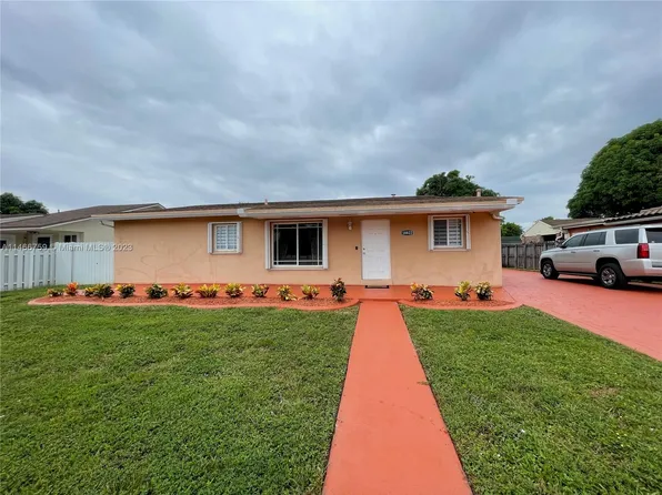 18822 NW 48th Ave, Miami Gardens, FL 33055