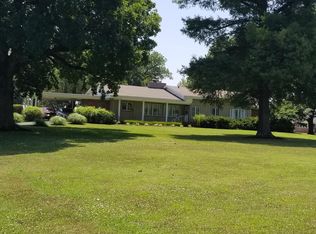 400 W Country Rd, Columbus, KS 66725