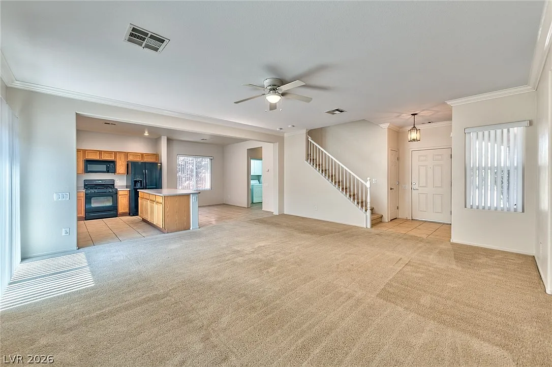 3 bed, 2.5 bath, 1708 sqft, $2,250 — Photo 3