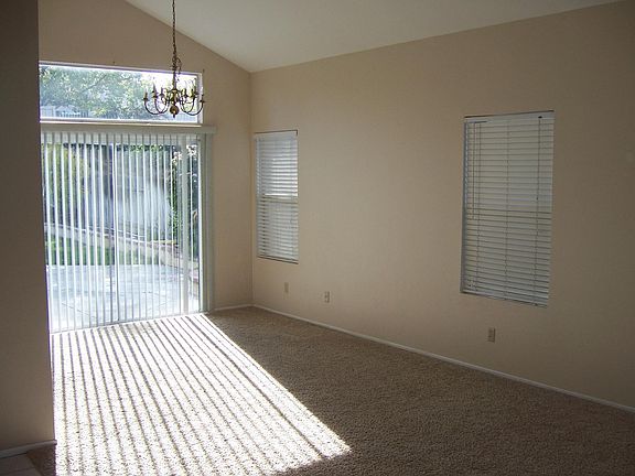5th image of 24775 Lincoln Ave