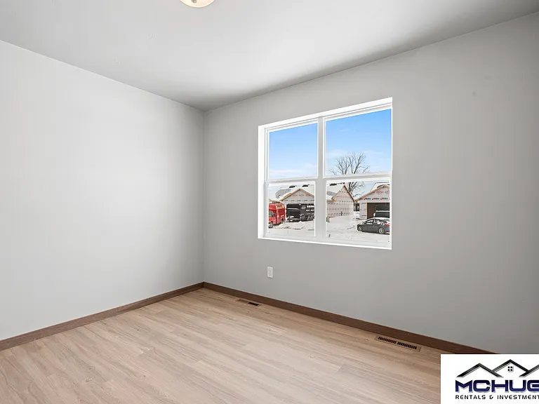 1717 Freeman Dr — Photo 9