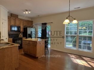 318 Anterbury Dr, Apex, NC 27502