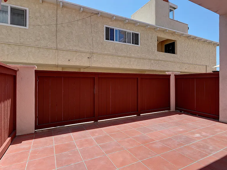 511 N Elena Ave #B — Photo 4