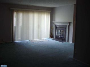 1304 Woodhollow Dr, Evesham, NJ 08053