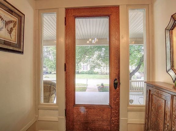 4th image of 115 S Piatt St