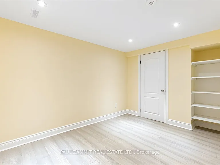 210 Bayview Fairways Dr — Photo 31