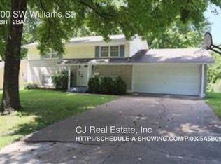 700 SW Williams St, Lees Summit, MO 64081