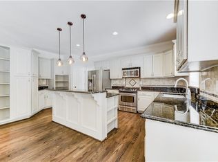 3382 Glen Devon Ln, Berkeley Lake, GA 30096