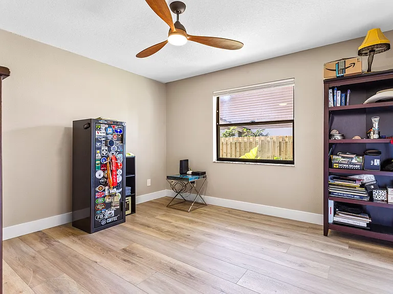 2757 Country Woods Ln — Photo 17