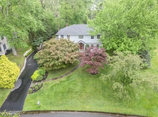 10 Pembrooke Rd, Chatham, NJ 07928