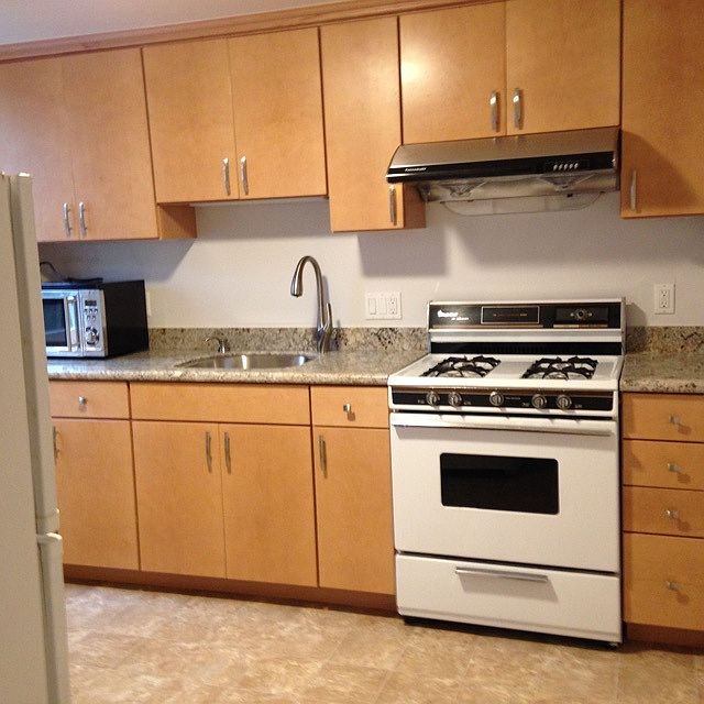 Eat in kitchen