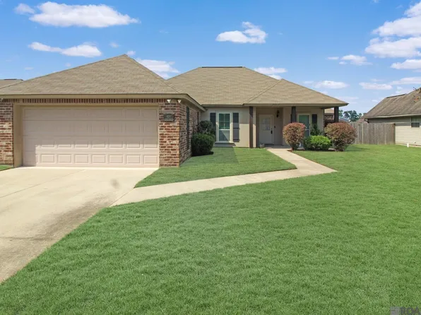 9217 Cypress Lake Dr, Denham Springs, LA 70726
