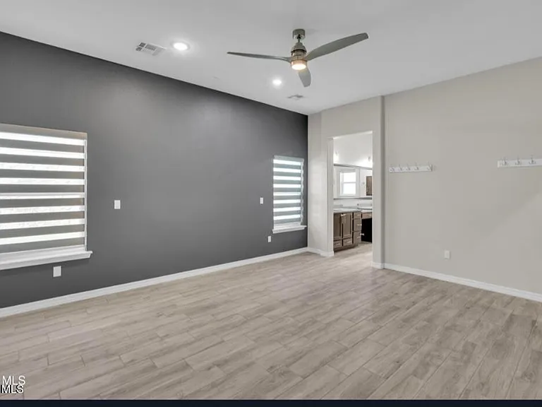 13729 Vista Lagos Ave — Photo 36