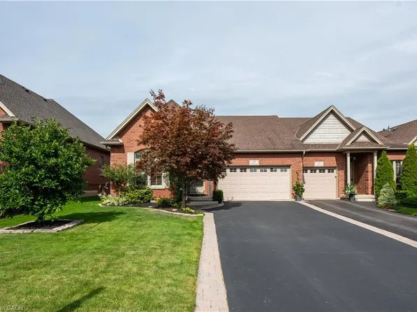 13 Iron Bridge Ct, Caledonia, ON N3W 0A4
