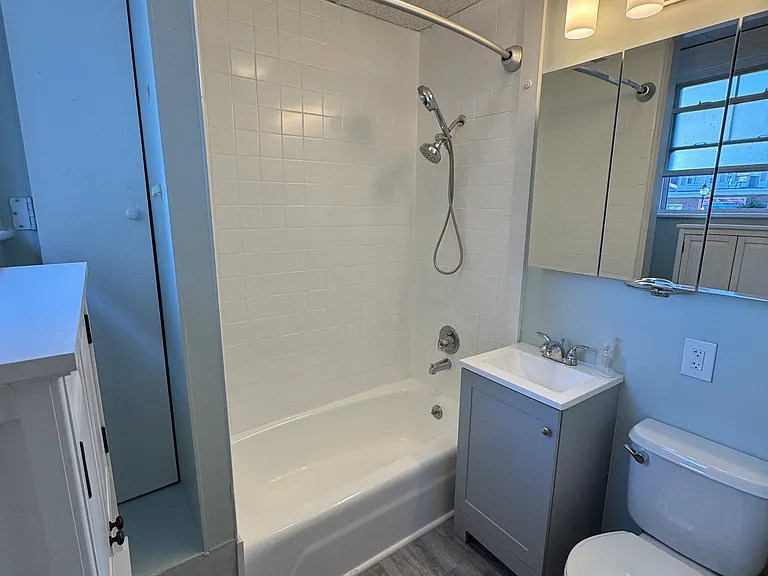 112 Brown St #1 — Photo 14