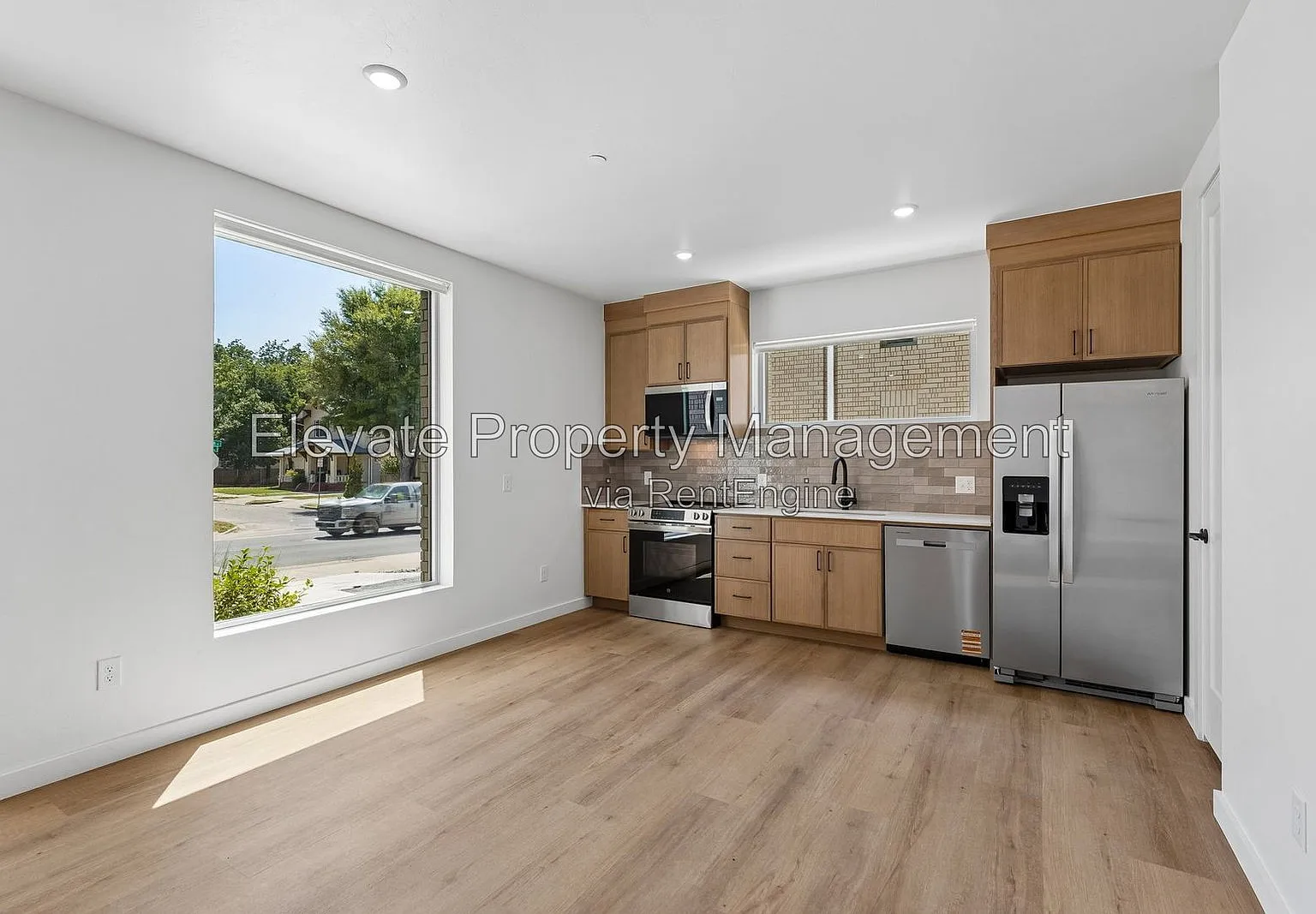2 bed, 1.0 bath, 898 sqft, $1,850 — Photo 4