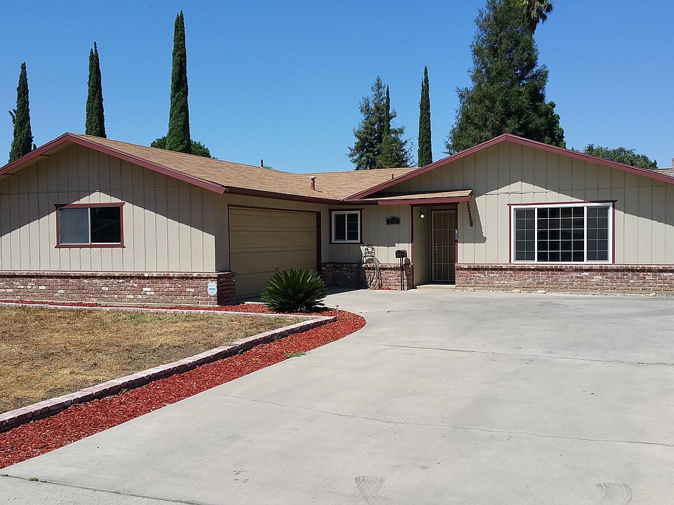 1st image of 1711 S Encina St