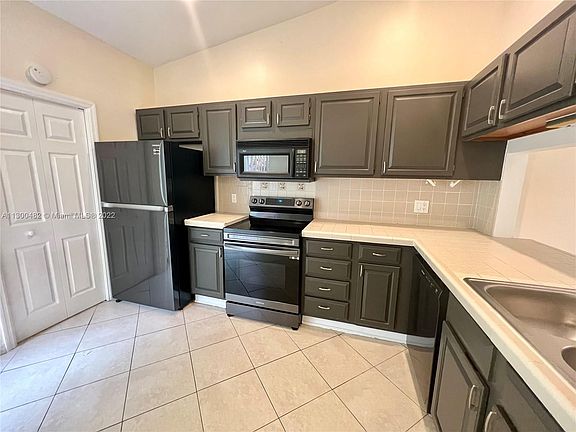 5th image of 642 Deer Creek Emerald Way E