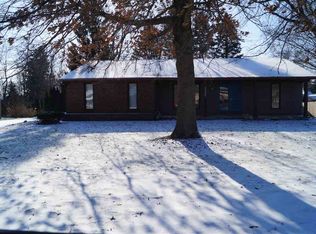 1306 Berkshire Dr, South Bend, IN 46614