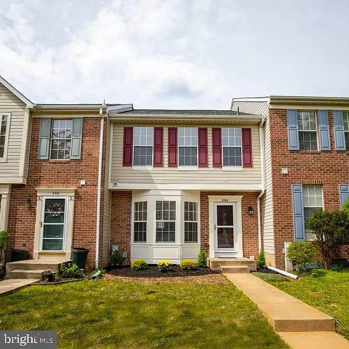344 Honey Locust Ct