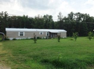 1574 Lick Ck Rd, Big Sandy, TN 38221