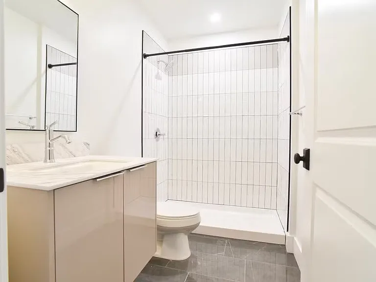 30 W Broad St #403 — Photo 3