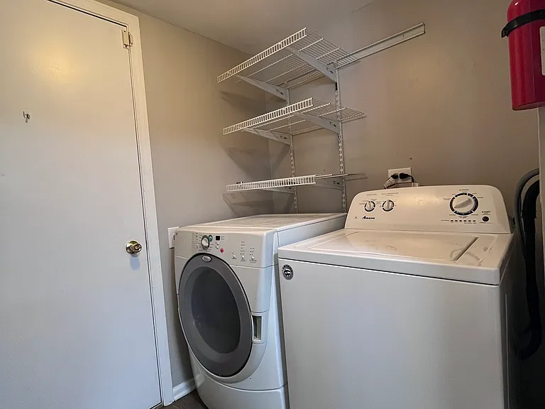166 Half Moon Cir — Photo 13