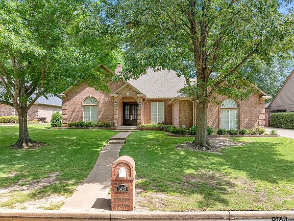2nd image of 1413 Holly Creek Dr