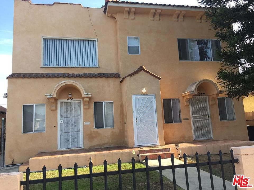1st image of 620 W 41st Pl #3