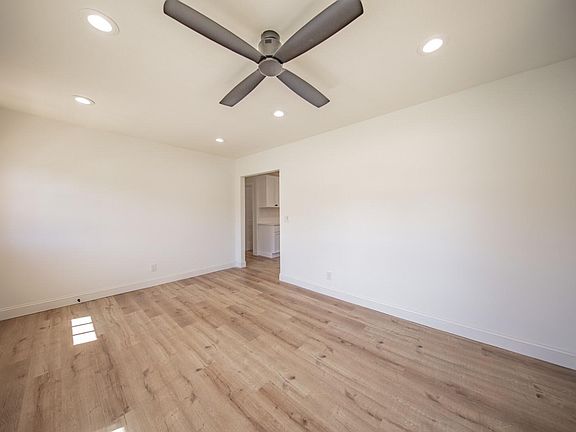 5th image of 839 Navaho Dr