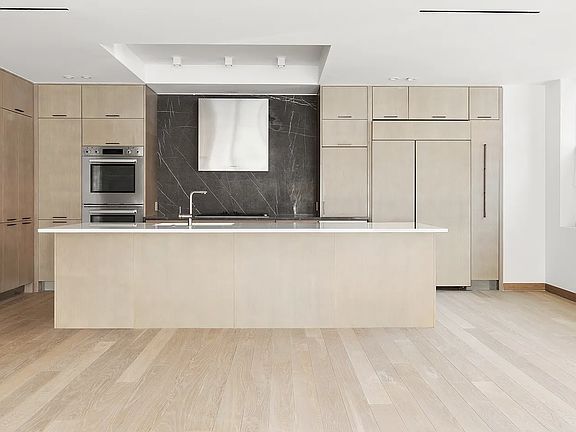 2nd image of 90 Lexington Ave #Md