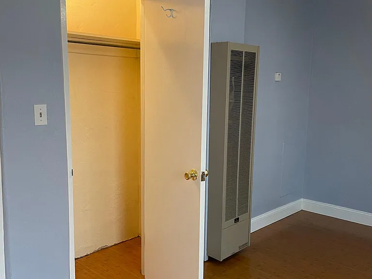 3615 Grand Ave NE — Photo 22