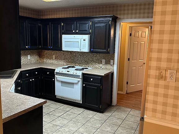 5th image of 5708 Chapen Dr