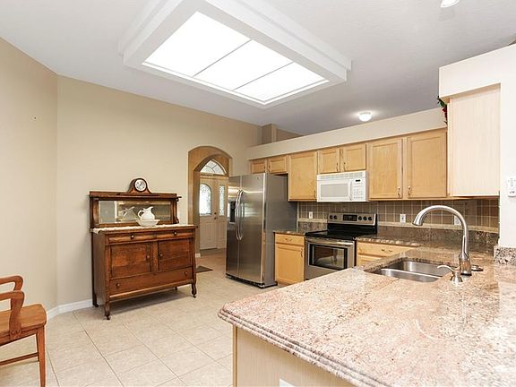 5th image of 4069 Kingsley St