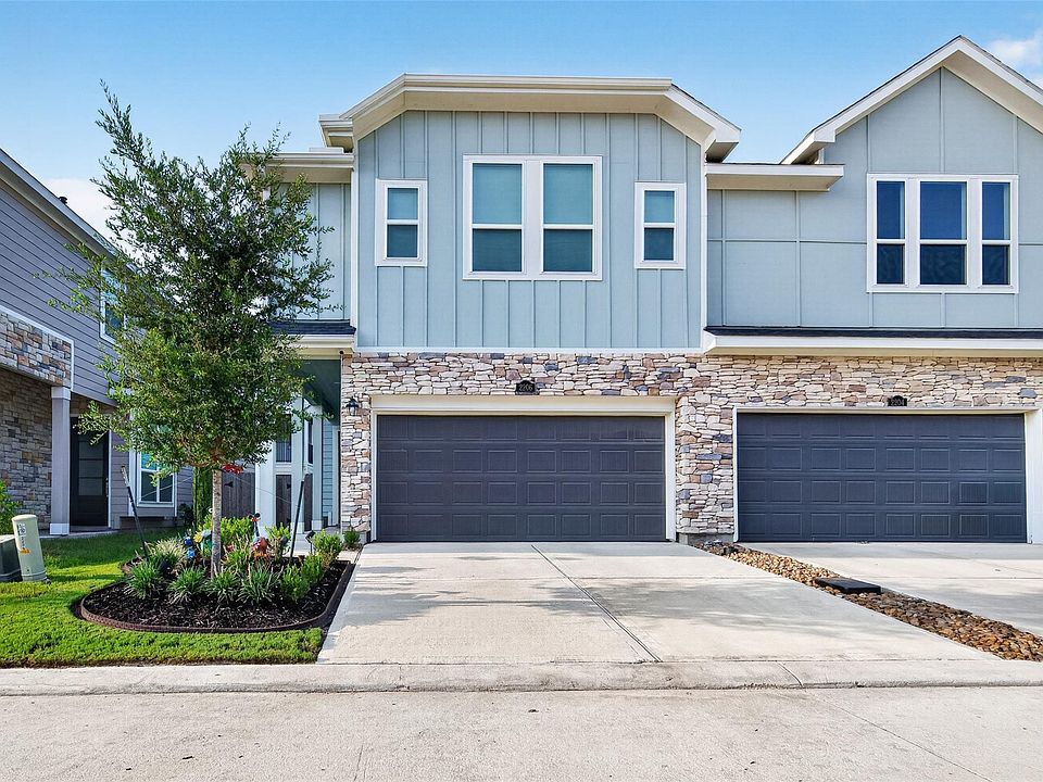 1st image of 2206 Via Cami Ln