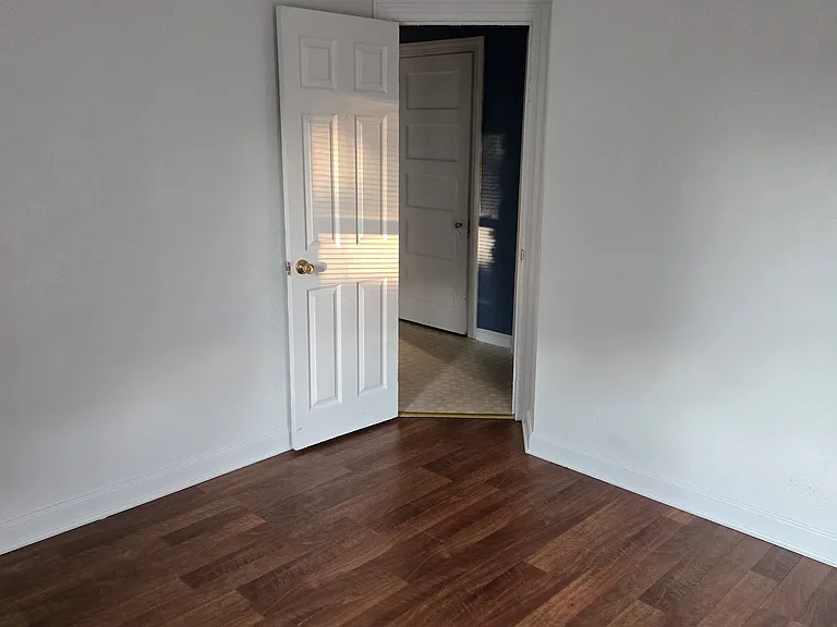 1875 Poplar Rd — Photo 25