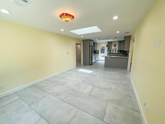 3rd image of 12092 Country Squire Ln